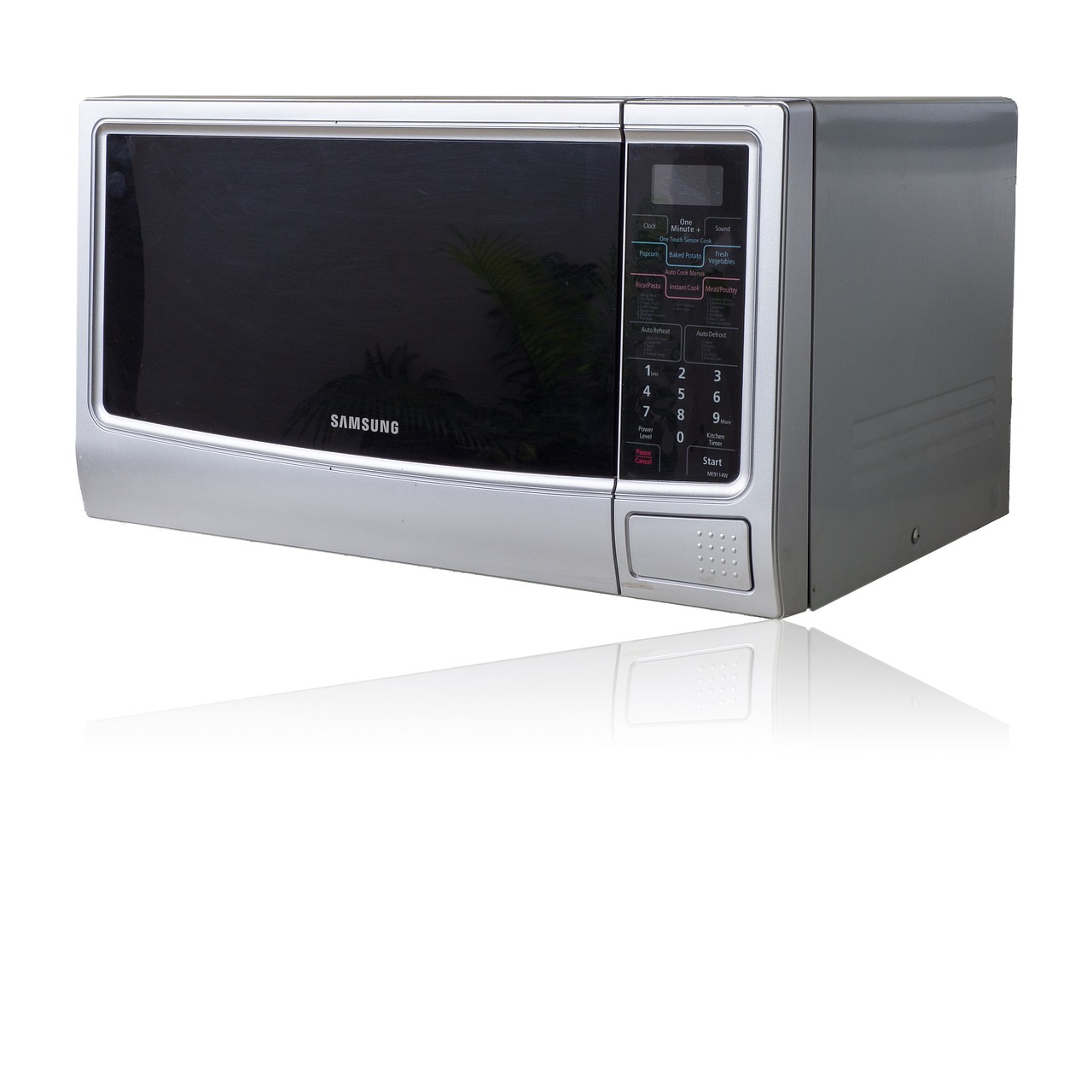 small microwave oven